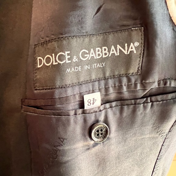 Dolce and Gabbana Men’s 38 US (48 EU) Black Suit. - Picture 5 of 7